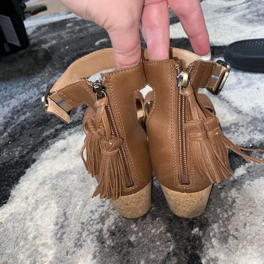 UGG Wedge sandals. Genuine leather.